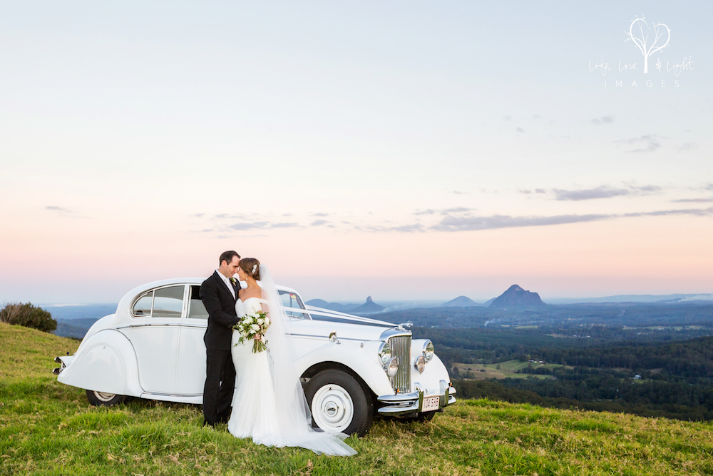 Bride and Groom portraits in Maleny