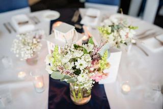 details wedding reception table flowers